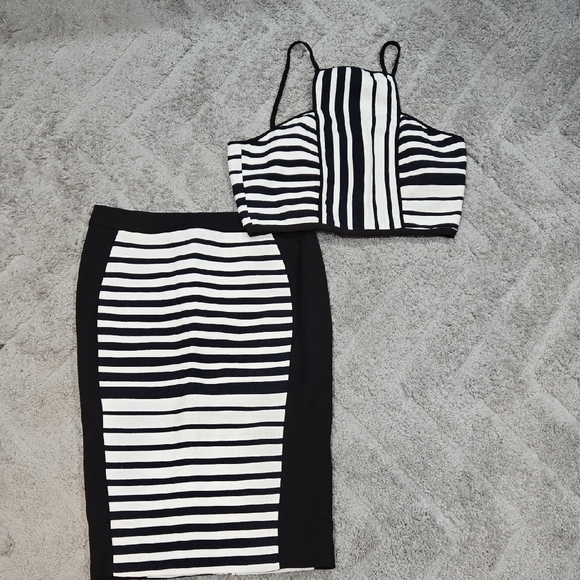 ruby and jenna Dresses & Skirts - NEW!! RUBY AND JENNA Striped Skirt Set